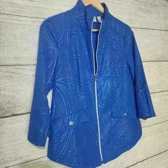 Chico's Zenergy Activewear, Size 0 - Picture 2 of 6